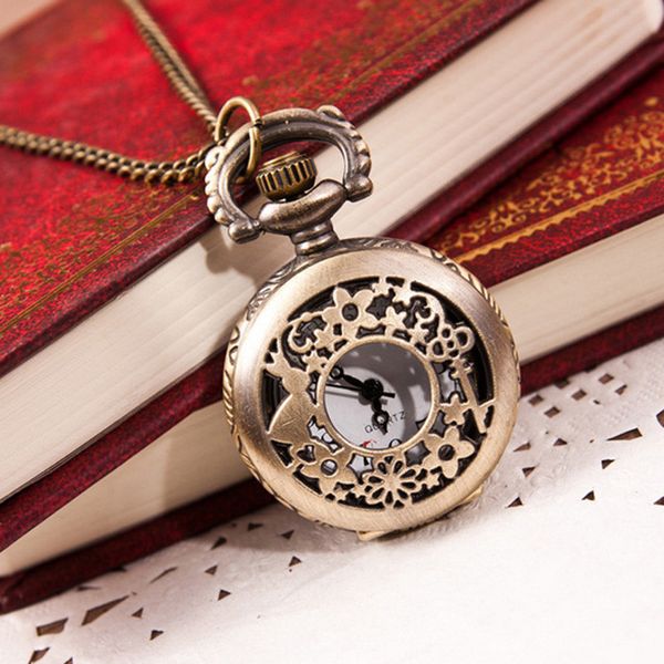 fashion casual women men round case watches vintage retro bronze quartz pocket watch pendant chain necklace relogio masculino, Slivery;golden
fashion casual women men round case watches vintage retro bronze quartz pocket watch pendant chain necklace relogio masculino, Slivery;golden