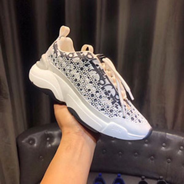 2020 new most popular shoes fashion luxury casual ladies men men triple triple white core black neon pink ing
2020 new most popular shoes fashion luxury casual ladies men men triple triple white core black neon pink ing