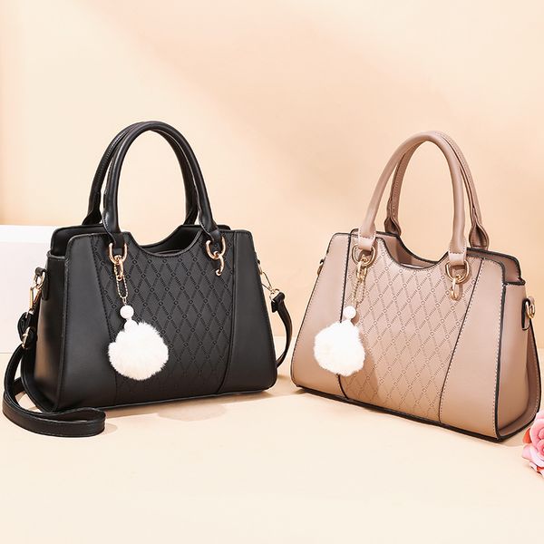 women's bag 2019 new fashion autumn/winter new ladies hand bill of lading shoulder bag soft side business lingge pu women's
women's bag 2019 new fashion autumn/winter new ladies hand bill of lading shoulder bag soft side business lingge pu women's
