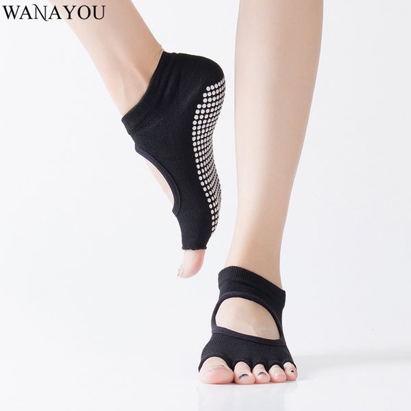 wanayou women backless five toe anti-slip yoga socks breathable fitness gym sports socks cotton half toe massage exercise, Black
wanayou women backless five toe anti-slip yoga socks breathable fitness gym sports socks cotton half toe massage exercise, Black