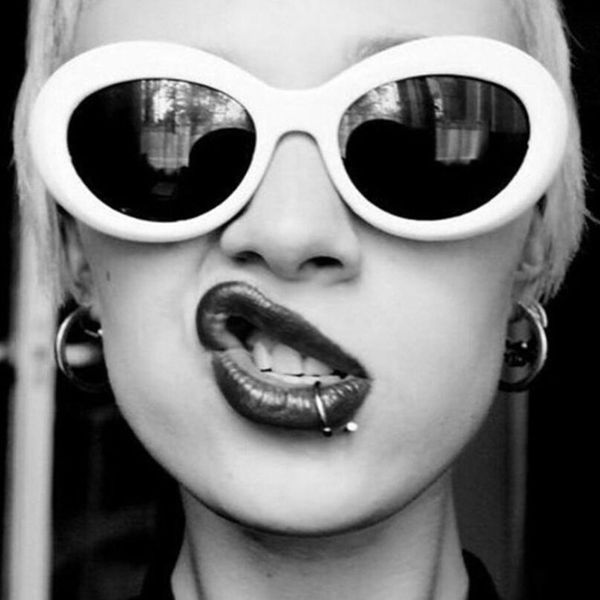 clout goggles nirvana kurt cobain round sunglasses for women men brand designer glasses retro sun glasses uv400 eyewear, White;black
clout goggles nirvana kurt cobain round sunglasses for women men brand designer glasses retro sun glasses uv400 eyewear, White;black