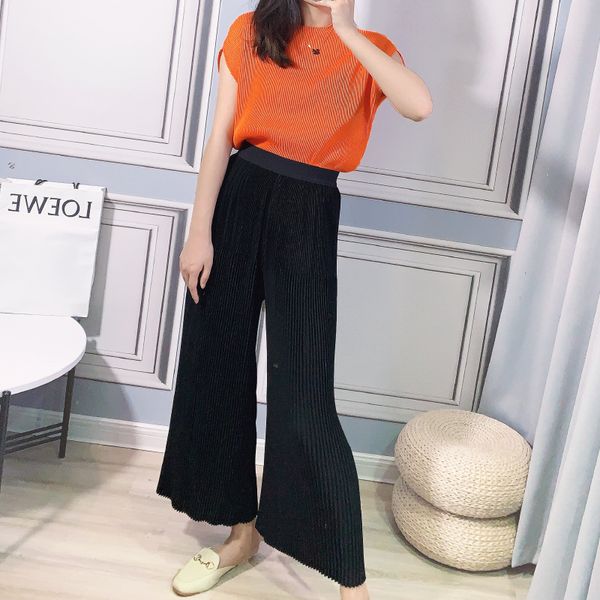 pleated wide leg pants women's high waist drape 2020 summer new fashion viscose fiber ankle length casual pleated loose pants, Black;white
pleated wide leg pants women's high waist drape 2020 summer new fashion viscose fiber ankle length casual pleated loose pants, Black;white