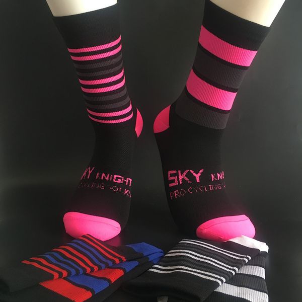 left and right feet stripe cycling socks sports running basketball socks bike calcetines ciclismo hombre, Black
left and right feet stripe cycling socks sports running basketball socks bike calcetines ciclismo hombre, Black
