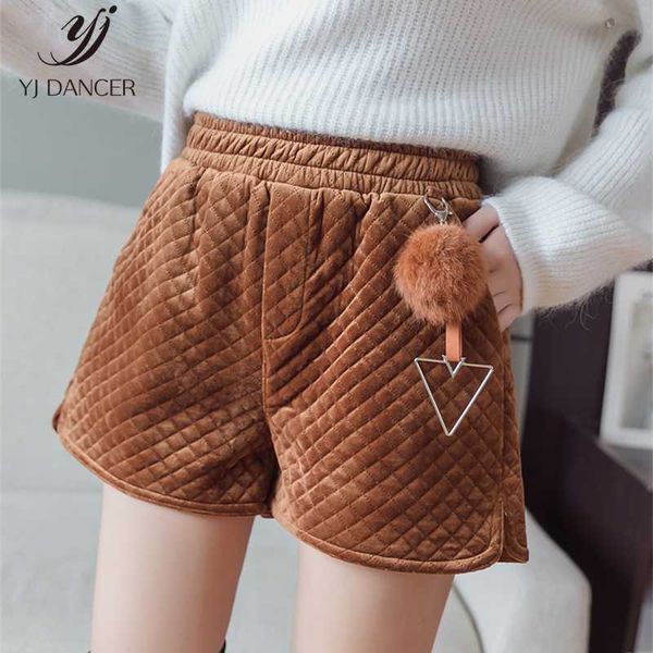 women's shorts 2021 fashion autumn winter elastic high waist thick quilted cotton velvet wide leg wear loose boots, White;black
women's shorts 2021 fashion autumn winter elastic high waist thick quilted cotton velvet wide leg wear loose boots, White;black