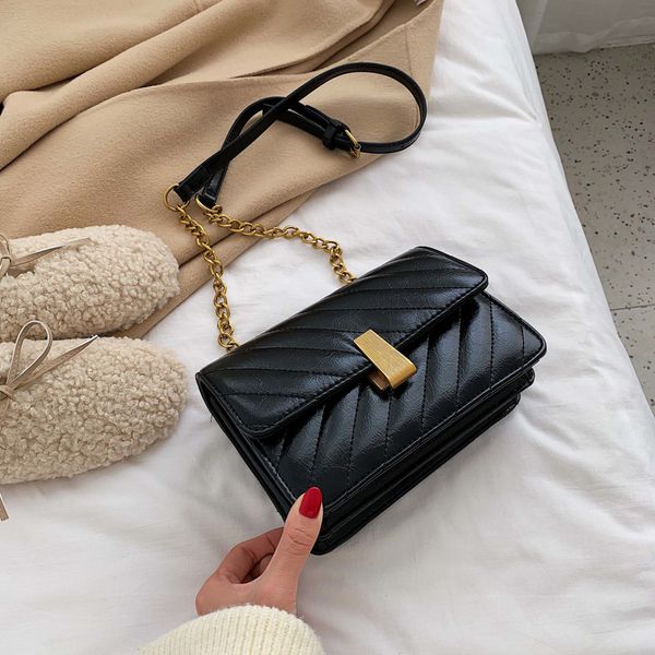 solid color vintage leather crossbody bags for women 2019 winter shoulder messenger bag female travel chain handbags lady
solid color vintage leather crossbody bags for women 2019 winter shoulder messenger bag female travel chain handbags lady