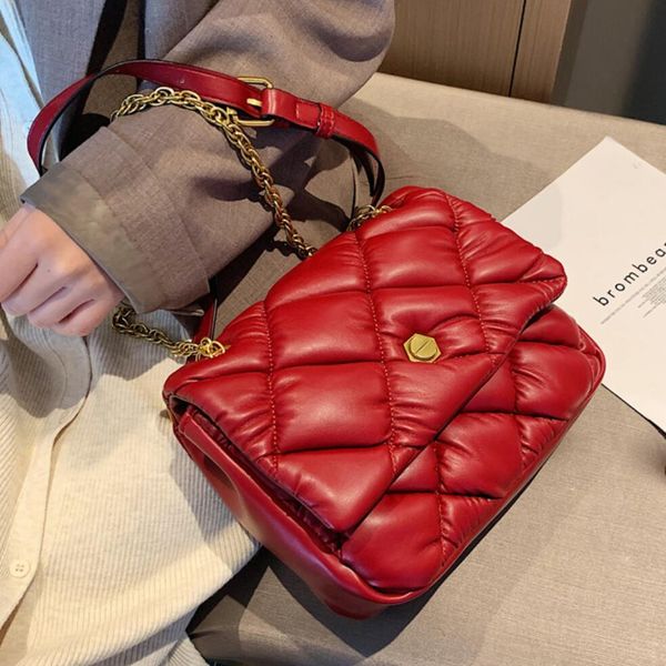 женщины стеганые проложенный плед crossbody мешок 2019 мода мягкая кожа pu женская дизайнерская сумка замок цепи плеча сумку
женщины стеганые проложенный плед crossbody мешок 2019 мода мягкая кожа pu женская дизайнерская сумка замок цепи плеча сумку