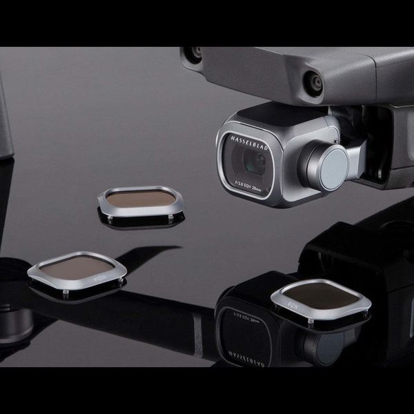 a precise, twisting thread design ensures a rellable fit and lens seal during flight
a precise, twisting thread design ensures a rellable fit and lens seal during flight