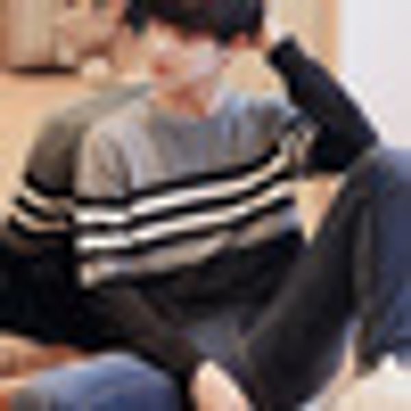 autumn and winter new men's sweater fashion leisure and thickening boutique high-end 100% cotton long-sleeve sweater, White;black
autumn and winter new men's sweater fashion leisure and thickening boutique high-end 100% cotton long-sleeve sweater, White;black