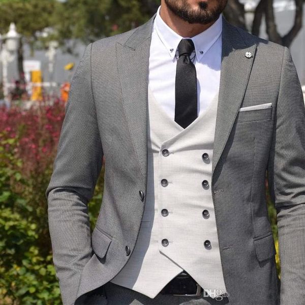 handsome two buttons groomsmen peak lapel groom tuxedos men suits wedding/prom/dinner man blazer(jacket+pants+tie+vest) a562, Black;gray
handsome two buttons groomsmen peak lapel groom tuxedos men suits wedding/prom/dinner man blazer(jacket+pants+tie+vest) a562, Black;gray