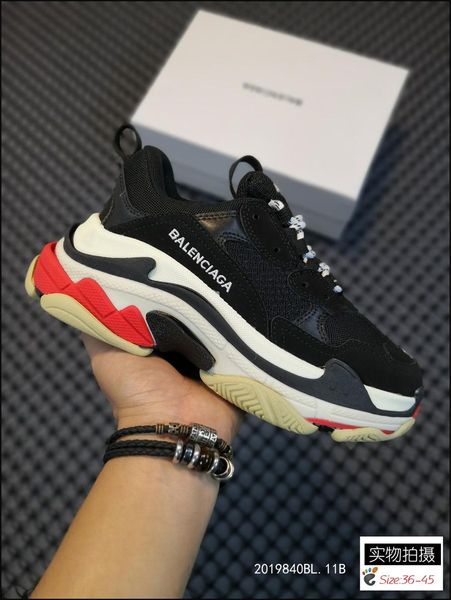 triple s 17fw sneakers mens womens pairs casual shoes vintage kanye west beige black ceahp trainer sneaker size eur36-45
triple s 17fw sneakers mens womens pairs casual shoes vintage kanye west beige black ceahp trainer sneaker size eur36-45