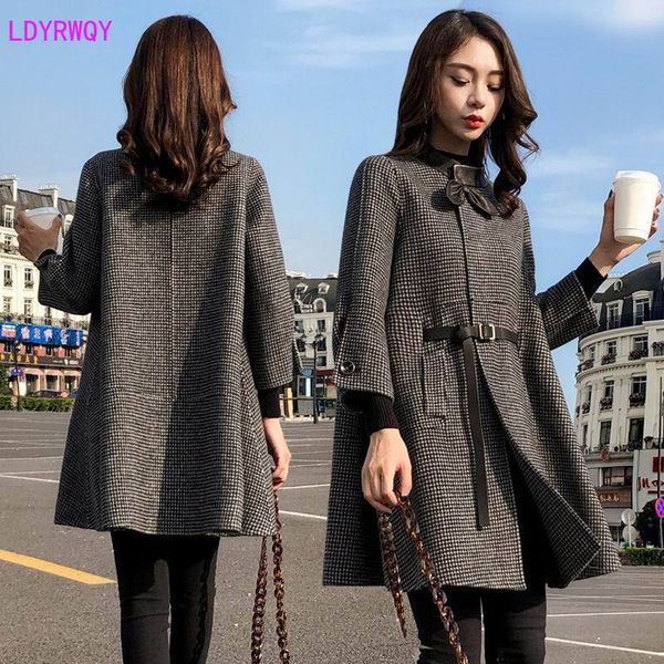 2019 autumn new korean women's splicing stand collar single-breasted seven-point sleeves fresh and lovely long cloak wool coat, Black
2019 autumn new korean women's splicing stand collar single-breasted seven-point sleeves fresh and lovely long cloak wool coat, Black