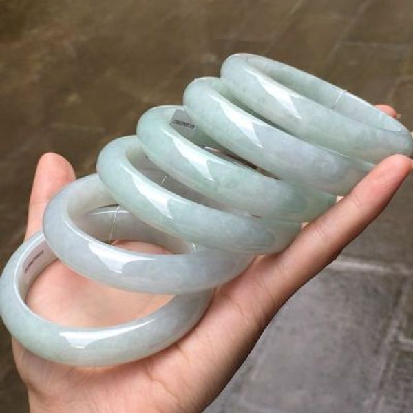 zheru jewelry pure a emerald light 54-62mm bracelet women's royal jade bracelet national certificate, Golden;silver
zheru jewelry pure a emerald light 54-62mm bracelet women's royal jade bracelet national certificate, Golden;silver