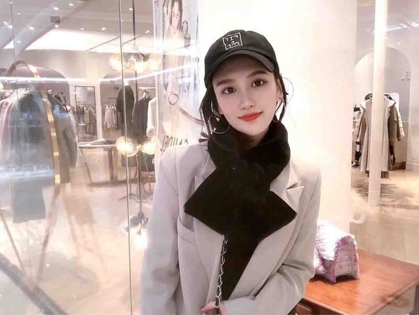 new fashion korean version of the white student wool scarf winter knit solid color thick widen large shawl long couple, Blue;gray
new fashion korean version of the white student wool scarf winter knit solid color thick widen large shawl long couple, Blue;gray