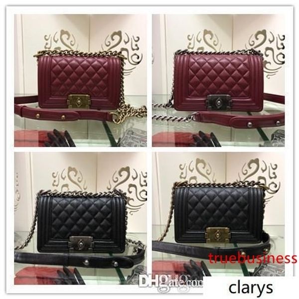 2020 boy flap a 67085 women lambskinxlambskin shoulder bag size:20*12*7cm
2020 boy flap a 67085 women lambskinxlambskin shoulder bag size:20*12*7cm