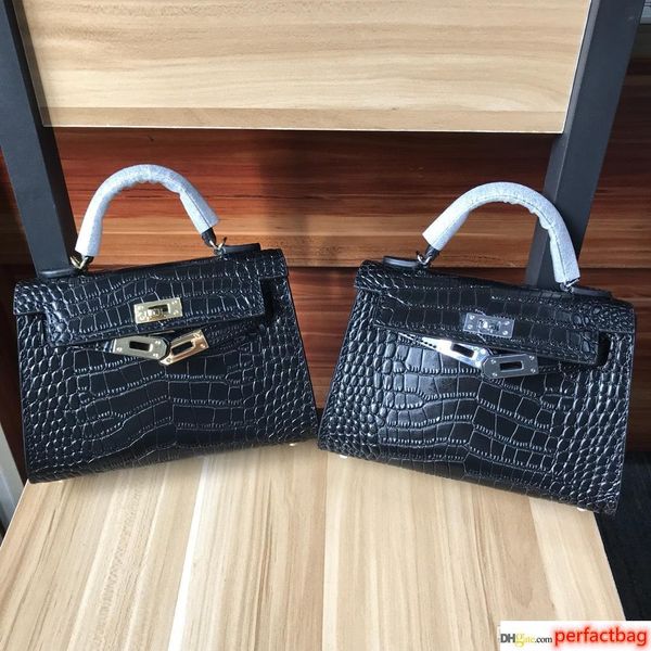 black 19cm mini size brand women totes cowhide leather with alligator pattern shoulder bag with gold silver hardware scarf fashion handbag
black 19cm mini size brand women totes cowhide leather with alligator pattern shoulder bag with gold silver hardware scarf fashion handbag