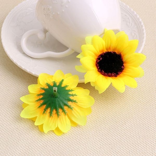 2019 new 100pcs/pack artificial cloth sunflower flower head creative home party artificial decorations 8a2215
2019 new 100pcs/pack artificial cloth sunflower flower head creative home party artificial decorations 8a2215