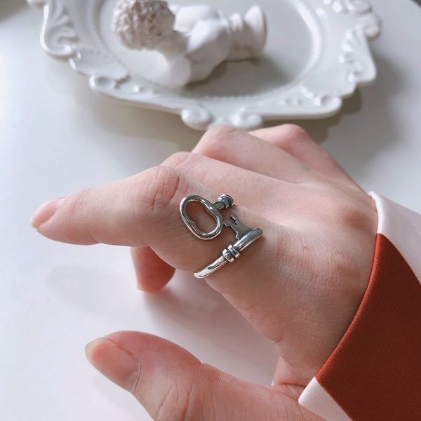 silvology 925 серебрянные кольца для ключей vintage creative design корея стиль регулируемые кольца для женщин серебро день рождения ювелирн, Golden;silver
silvology 925 серебрянные кольца для ключей vintage creative design корея стиль регулируемые кольца для женщин серебро день рождения ювелирн, Golden;silver