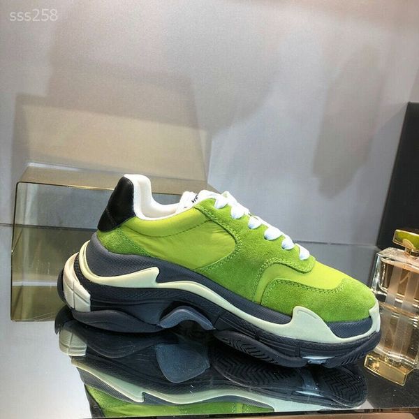 2020 new leisure high grade sneaker casual shoes for men's women whiter black sports retro shoe size 35-45 
2020 new leisure high grade sneaker casual shoes for men's women whiter black sports retro shoe size 35-45