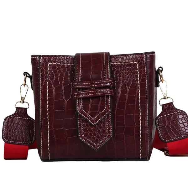 womens shoulder bags fashion flap bag ladies patent leather broadband crossbody shoulder bag phone money pouch
womens shoulder bags fashion flap bag ladies patent leather broadband crossbody shoulder bag phone money pouch