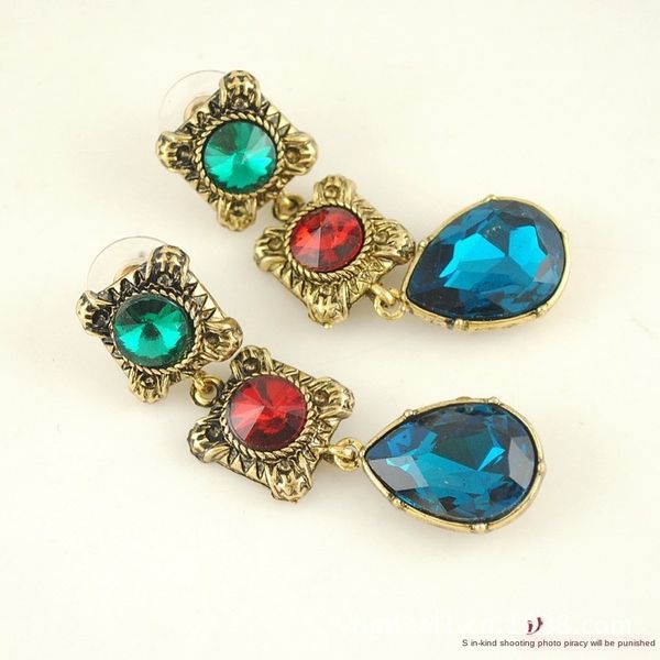 royal style simple water drop earring crystal glass earrings, Golden
royal style simple water drop earring crystal glass earrings, Golden