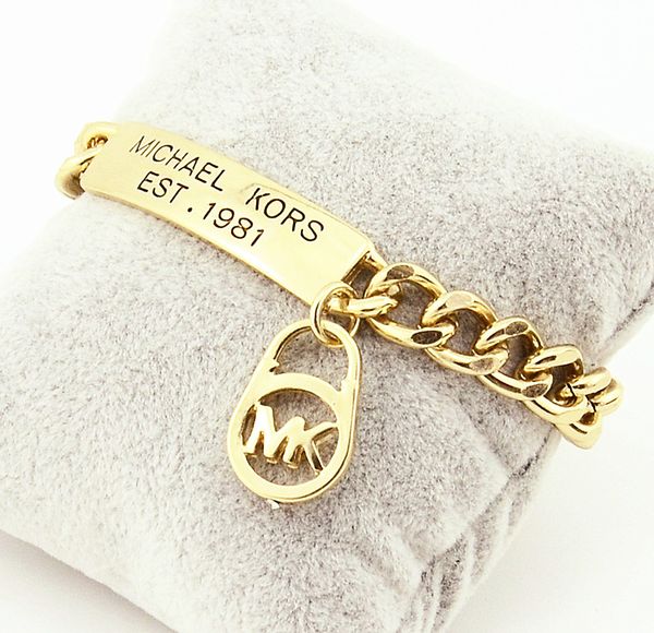 Wholesale Luxury 18K Rose Gold White Fashion M/K Gold Bracelet Female Models Water Wave Bracelet Letter Logo Bracelet Low Price B026
Wholesale Luxury 18K Rose Gold White Fashion M/K Gold Bracelet Female Models Water Wave Bracelet Letter Logo Bracelet Low Price B026