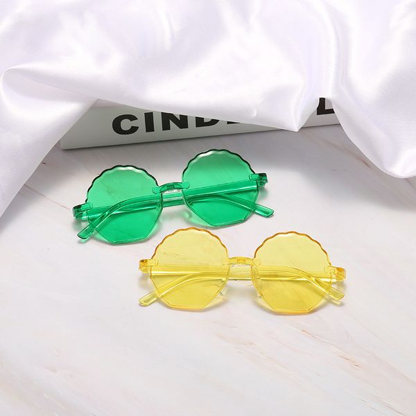 shell shaped kids sunglasses 2020 new factory wholesae 3-8 yrs child sun glasses rimless uv400 eyewear candy color glasses n78, White;black
shell shaped kids sunglasses 2020 new factory wholesae 3-8 yrs child sun glasses rimless uv400 eyewear candy color glasses n78, White;black