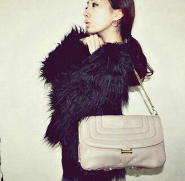 woman chun qiu han edition europe and american new fund vogue tide high-quality goods individual character short money furs coat / s-2xl, Black
woman chun qiu han edition europe and american new fund vogue tide high-quality goods individual character short money furs coat / s-2xl, Black