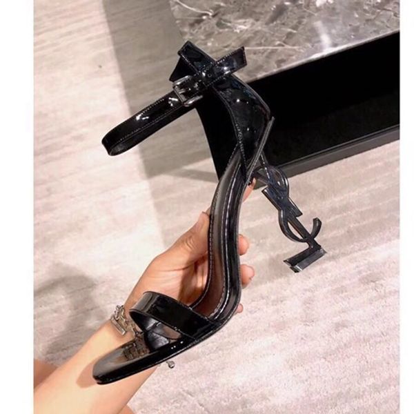 With box woman high quality lipper brand andal heel hoe de igner hoe lide ba ketball hoe ca ual hoe flip flop by hoe05 123
With box woman high quality lipper brand andal heel hoe de igner hoe lide ba ketball hoe ca ual hoe flip flop by hoe05 123
