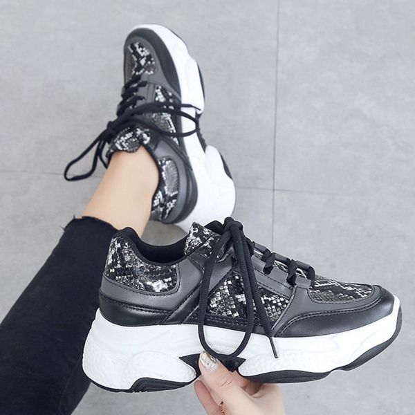 sneakers women running shoes lightweight sneakers fashion breathable outdoor sports shoes comfort air cushion running gym
sneakers women running shoes lightweight sneakers fashion breathable outdoor sports shoes comfort air cushion running gym