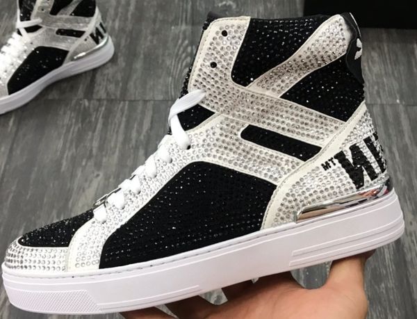 brand men cow leather high skateboard shoe sport trainers fashion sneakers ankle martin boots street casual skull rhinestone shoe,38-45, Black
brand men cow leather high skateboard shoe sport trainers fashion sneakers ankle martin boots street casual skull rhinestone shoe,38-45, Black