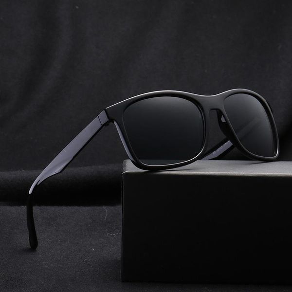 sunglasses for women deisnger sunglasses round full frame uv400 lens summer style adumbral popular designer come with case, White;black
sunglasses for women deisnger sunglasses round full frame uv400 lens summer style adumbral popular designer come with case, White;black