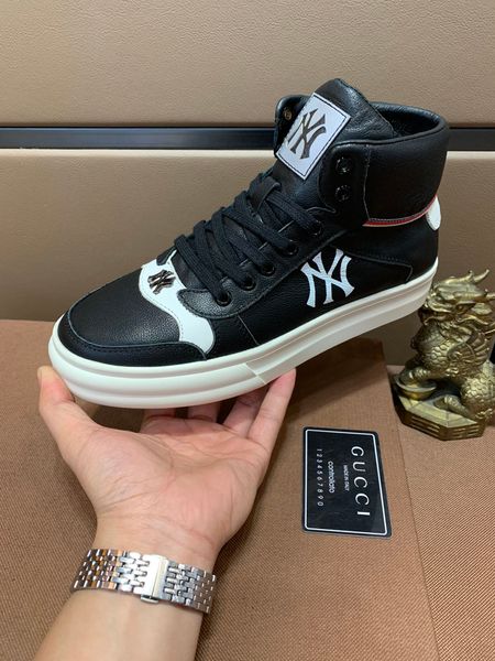 k6 fashion casual shoes quality leather men's shoes comfortable autumn and winter warm luxury shoes original box packaging zapatos homb, Black
k6 fashion casual shoes quality leather men's shoes comfortable autumn and winter warm luxury shoes original box packaging zapatos homb, Black