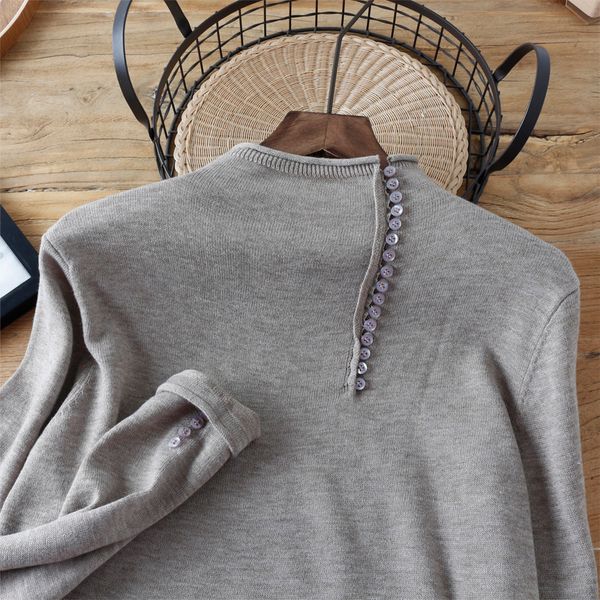 soft knitted long sleeve thin sweater pullover button up stand collar weater, White;black
soft knitted long sleeve thin sweater pullover button up stand collar weater, White;black