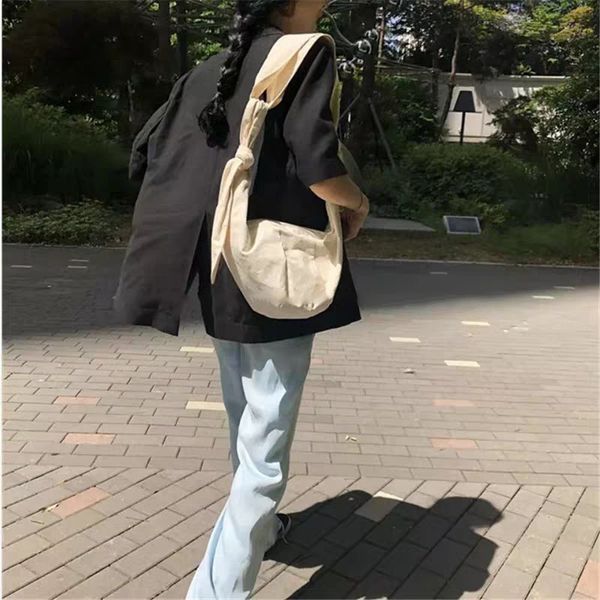 2020 new women's shoulder bag fashion messenger bag lazy wind canvas literary knot diagonal women
2020 new women's shoulder bag fashion messenger bag lazy wind canvas literary knot diagonal women