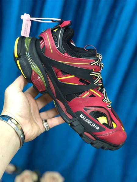 original 1: 1 luxury fashion platform men and women shoes wild vintage track3.0 running shoes casual sneakers 23, Black
original 1: 1 luxury fashion platform men and women shoes wild vintage track3.0 running shoes casual sneakers 23, Black
