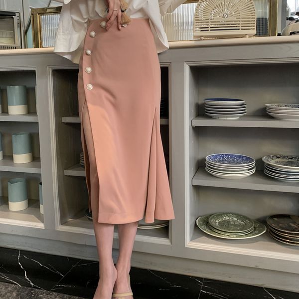 2019 new spring and summer fashion high waist women half body skirt pearl beaded tight bottoms stocks a234, Black
2019 new spring and summer fashion high waist women half body skirt pearl beaded tight bottoms stocks a234, Black