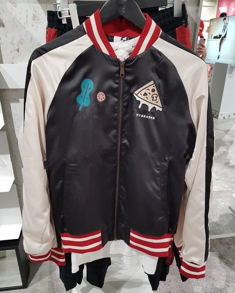 brand new mens designer jackets casual jacket autumn casual letter printed windbreaker sports men jacket coat outerwear 578426, Black;brown
brand new mens designer jackets casual jacket autumn casual letter printed windbreaker sports men jacket coat outerwear 578426, Black;brown