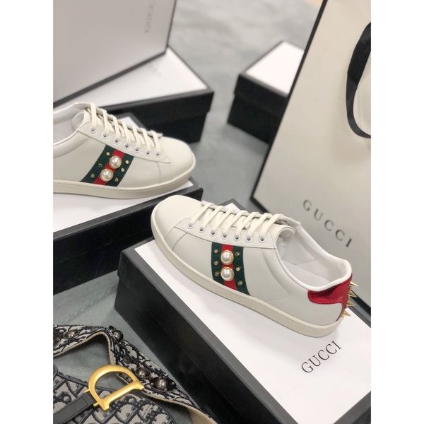 2020 new ct couple sports shoes luxury design daily casual sports shoes outdoor sports
2020 new ct couple sports shoes luxury design daily casual sports shoes outdoor sports