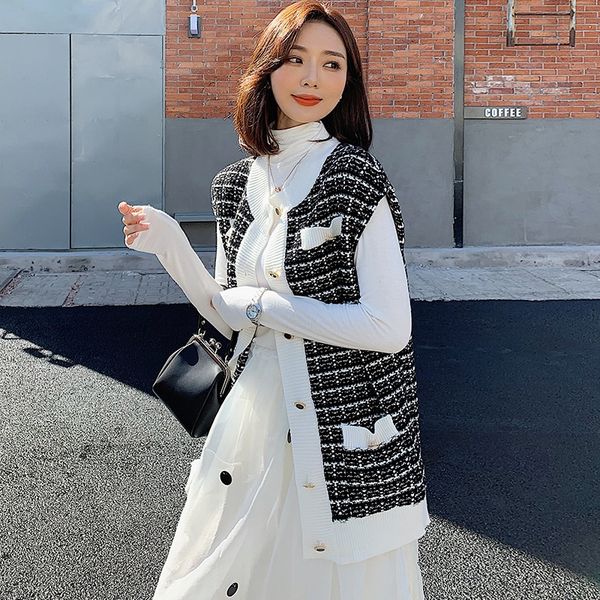new women retro black white plaid tweed vest waistcoat pockets sleeveless contrast color patchwork vest jacket oversized
new women retro black white plaid tweed vest waistcoat pockets sleeveless contrast color patchwork vest jacket oversized