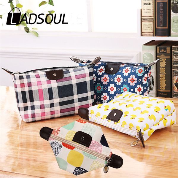 ladsoul new dumpling cosmetic bag waterproof washable female bag small object dumpling folding travel storage
ladsoul new dumpling cosmetic bag waterproof washable female bag small object dumpling folding travel storage