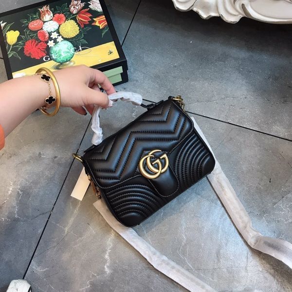 Women 039 bag 2019 trend new lamb kin houlder diagonal bag
Women 039 bag 2019 trend new lamb kin houlder diagonal bag