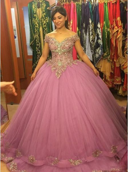 elegant coral quinceanera dresses ball gown off the shoulder tulle prom dress with lace crystal sweet 16 dress special occasion dresses 2019, Blue;red
elegant coral quinceanera dresses ball gown off the shoulder tulle prom dress with lace crystal sweet 16 dress special occasion dresses 2019, Blue;red