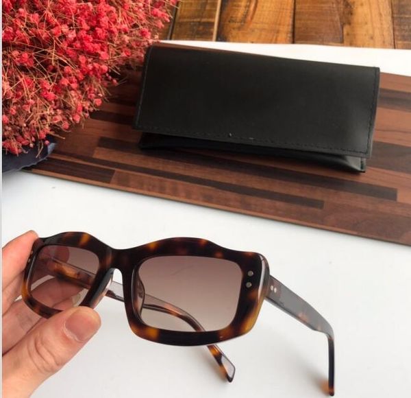 2019 new luxury uv400 protection sell full frank frame leopard print sunglasses charming designer men women sunglasses, White;black
2019 new luxury uv400 protection sell full frank frame leopard print sunglasses charming designer men women sunglasses, White;black