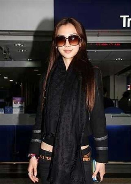 classic cotton scarf fashion womens 4 seasons shawl scarf scarves size about 140x140cm 19color no box, Blue;gray
classic cotton scarf fashion womens 4 seasons shawl scarf scarves size about 140x140cm 19color no box, Blue;gray