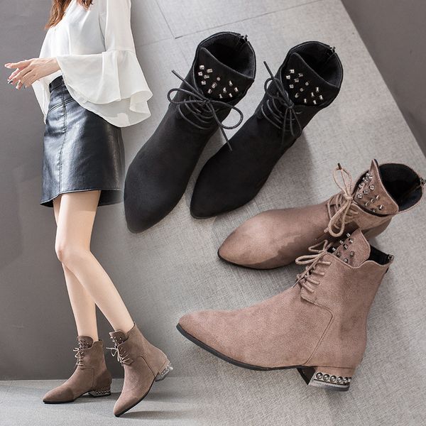 new high heel women boots fashion square heel platform ankle boots lace up autumn woman fashion pointed toe rivet shoes black
new high heel women boots fashion square heel platform ankle boots lace up autumn woman fashion pointed toe rivet shoes black