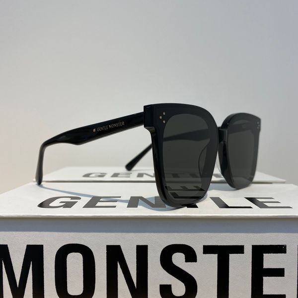 new gm oversized square frame eyeware classic aviator sunglasses 100% uv protection flatba for her 01, White;black
new gm oversized square frame eyeware classic aviator sunglasses 100% uv protection flatba for her 01, White;black