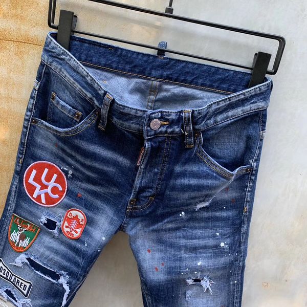 стильные мужские рваные джинсы с цветочной вышивкой подходит прямо в гардероб человека, у которого бледно-голубые джинсовые брюки были ретро, Blue
стильные мужские рваные джинсы с цветочной вышивкой подходит прямо в гардероб человека, у которого бледно-голубые джинсовые брюки были ретро, Blue