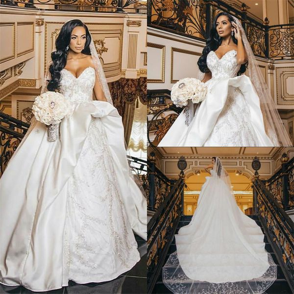 luxury overskirt wedding dresses a line lace appliqued beads sweetheart robes de mariée custom made plus size bridal gowns with veil, White
luxury overskirt wedding dresses a line lace appliqued beads sweetheart robes de mariée custom made plus size bridal gowns with veil, White
