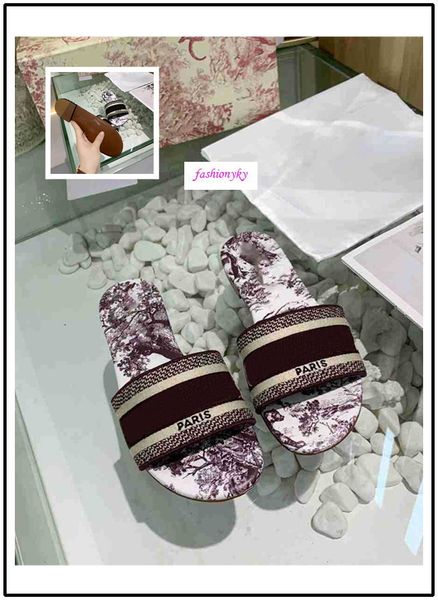 fashion new trendy bohemia women slippers fashion letter embroidery lady sandal size 35, Black
fashion new trendy bohemia women slippers fashion letter embroidery lady sandal size 35, Black