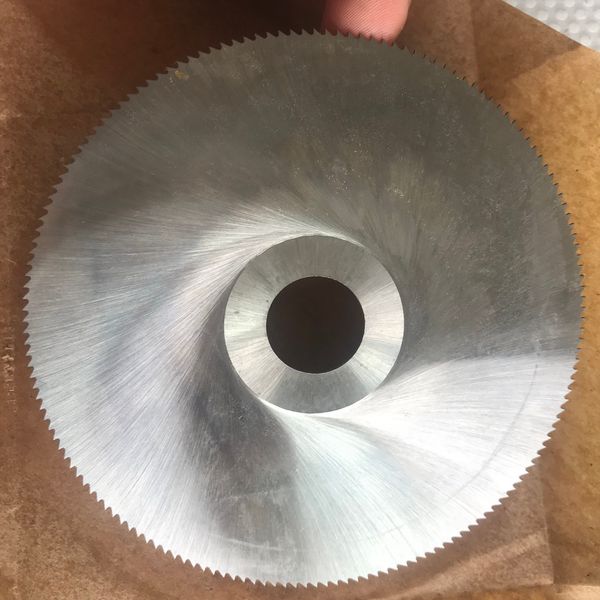 of hssdm05/m2 made 200*32*0.8/1.0/1.2/1.5/2.0mmhss slitting disc/saw blade for cutting steel/ ss steel/ metal etc
of hssdm05/m2 made 200*32*0.8/1.0/1.2/1.5/2.0mmhss slitting disc/saw blade for cutting steel/ ss steel/ metal etc